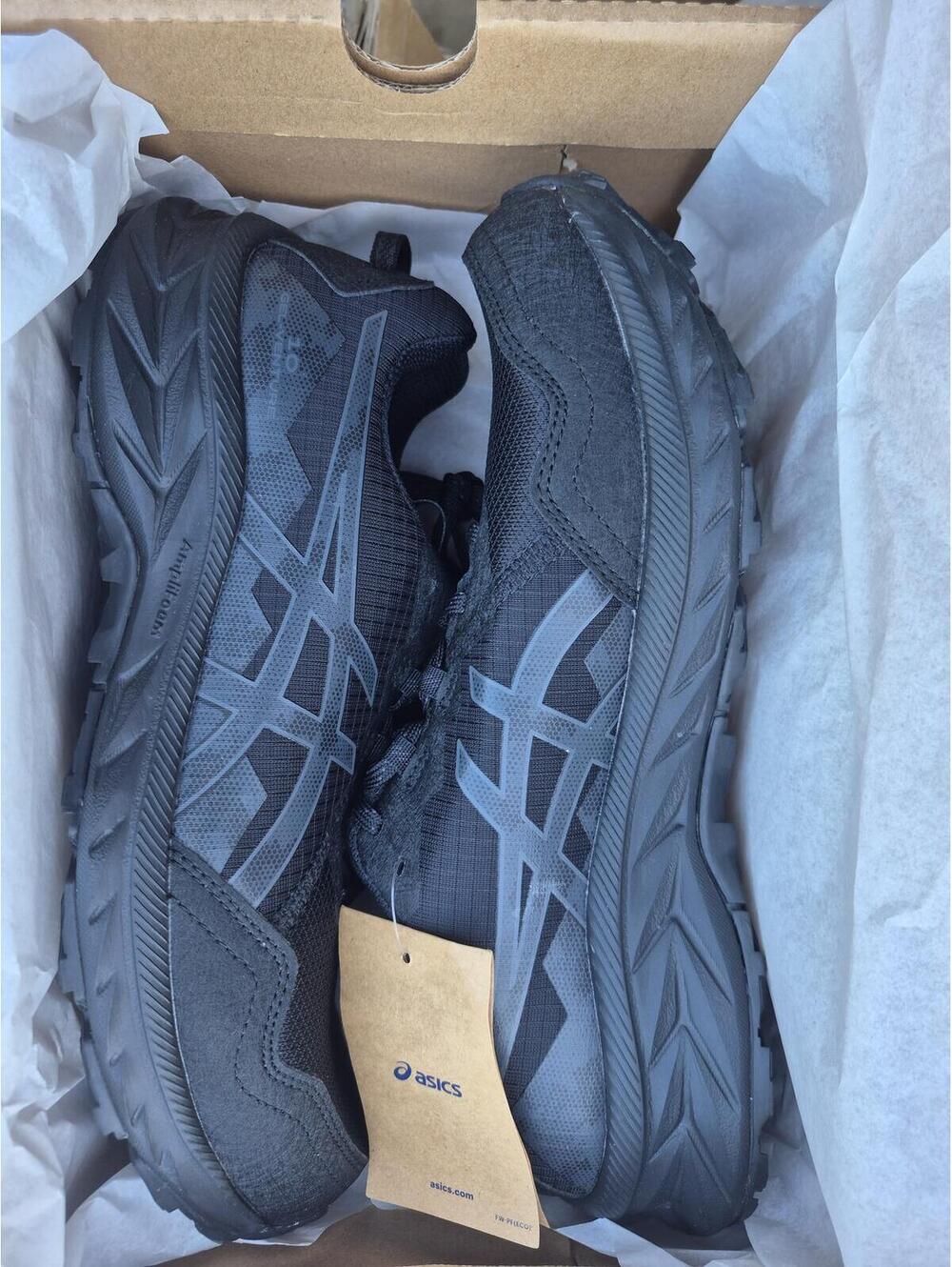 ASICS Gel Venture 10 Size 10.5 Black Graphite New in Box